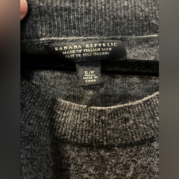 Banana Republic wool sweater dress with gold detail - Picture 3 of 3